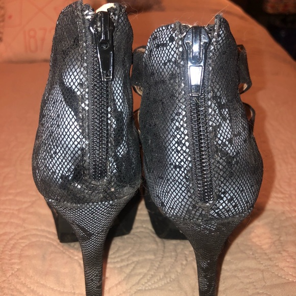 Charlotte Russe strappy heels - Picture 3 of 4